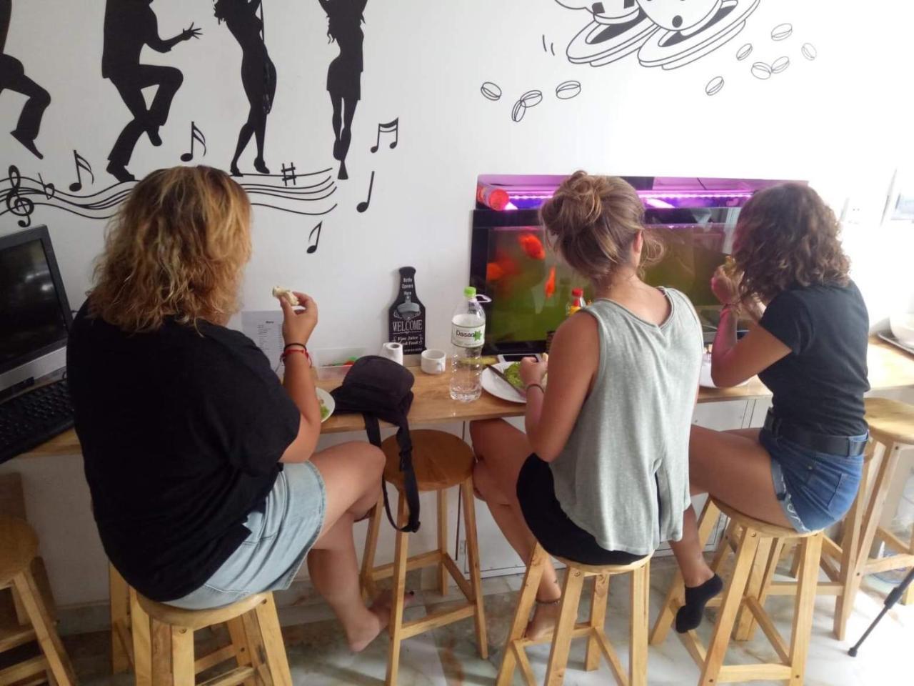Dola Hostel Ho Şi Min Dış mekan fotoğraf